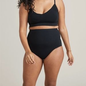 hatch essential pumping bra